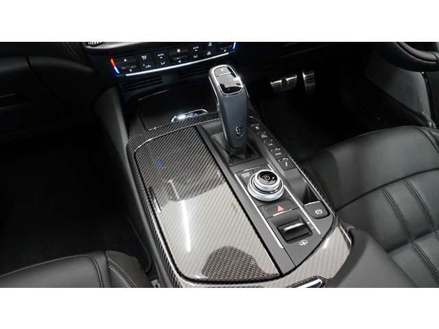 MASERATI LEVANTE 2022 Image 31