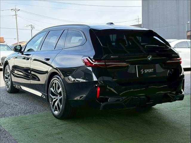 BMW 5SERIES TOURING 2024 Image 31