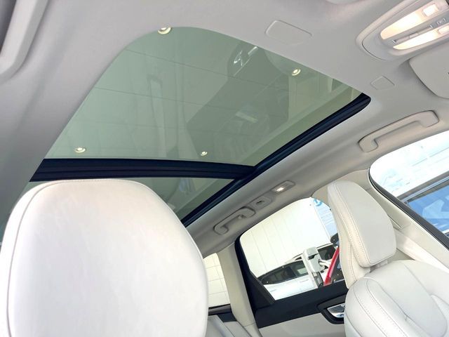 VOLVO XC60 2023 Image 31