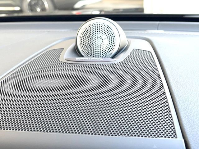 VOLVO XC60 2023 Image 31