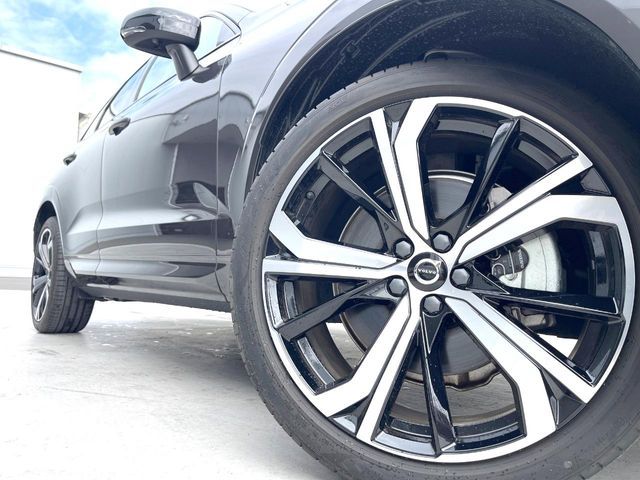 VOLVO XC60 2023 Image 31