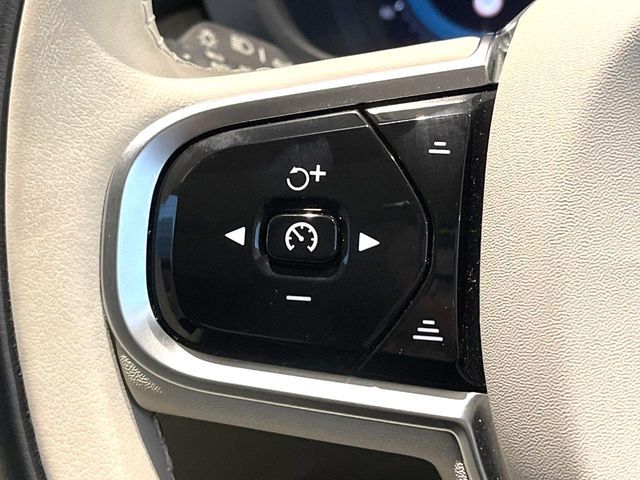 VOLVO XC60 2023 Image 31