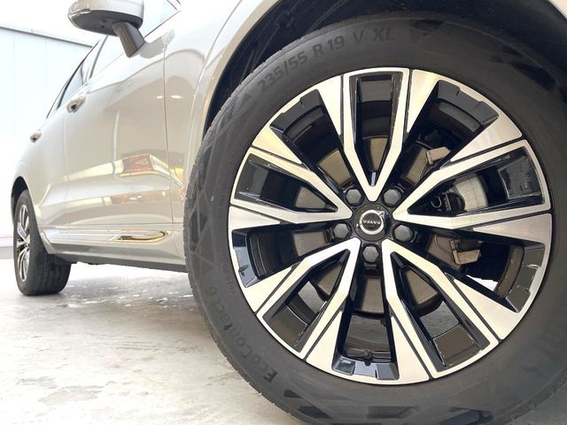 VOLVO XC60 2023 Image 31