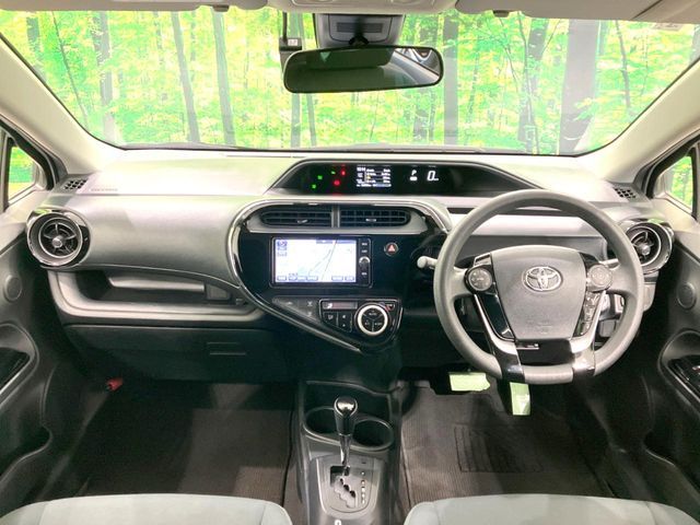 TOYOTA AQUA 2018 Image 31