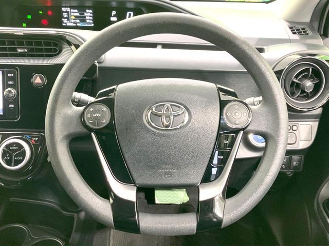 TOYOTA AQUA 2018 Image 31