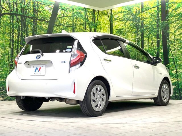 TOYOTA AQUA 2018 Image 31