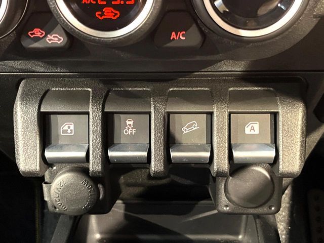 SUZUKI JIMNY NOMADE 2026 Image 31