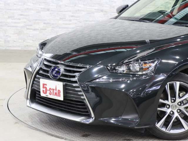 TOYOTA LEXUS IS300H 2017 Image 31