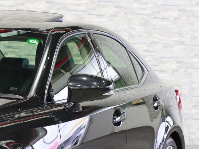 TOYOTA LEXUS IS300H 2017 Image 31