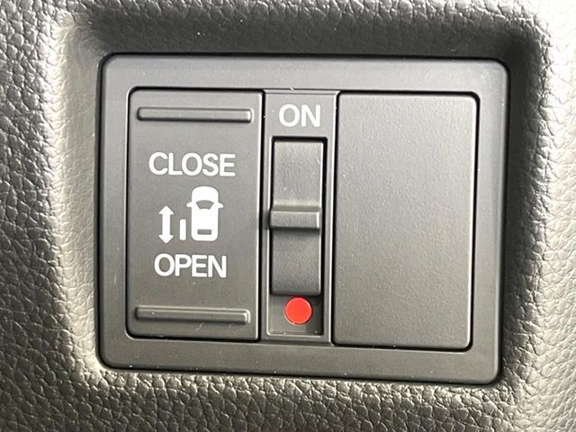 HONDA N BOX CUSTOM 2023 Image 31