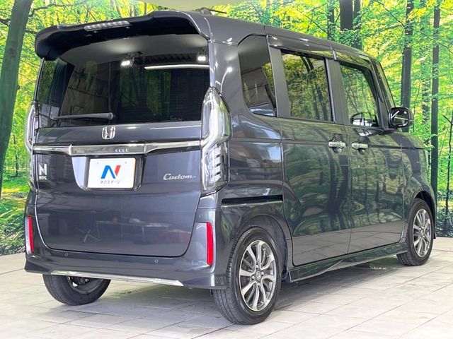 HONDA N BOX CUSTOM 2023 Image 31