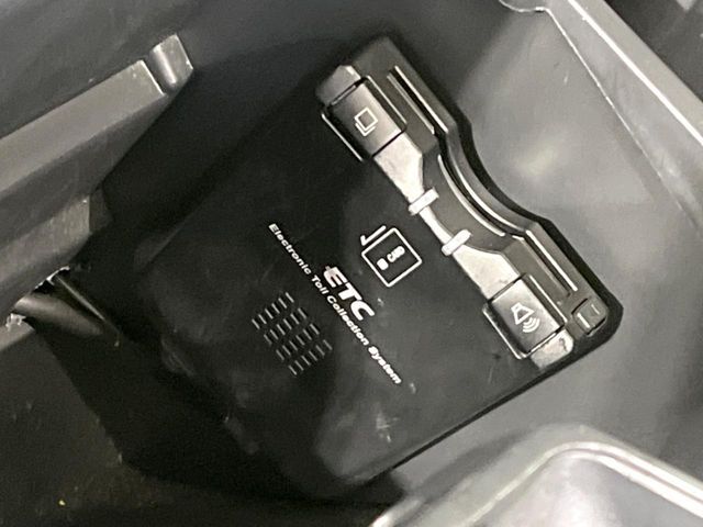 DAIHATSU TANTO CUSTOM 2013 Image 31