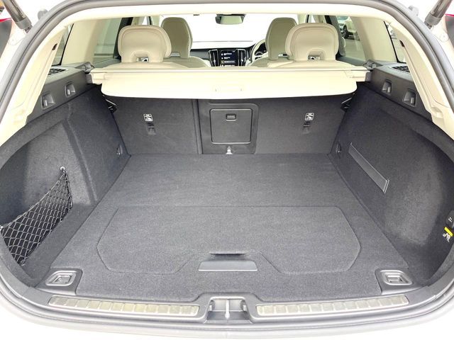 VOLVO V60 CROSS COUN 2019 Image 31