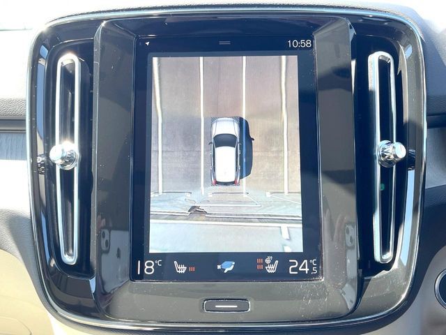 VOLVO XC40 2021 Image 31