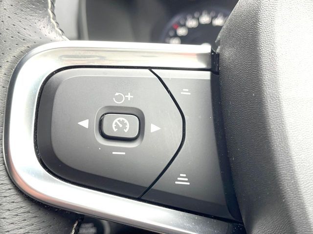 VOLVO XC40 2021 Image 31