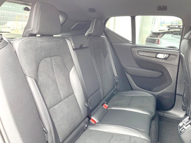 VOLVO XC40 2021 Image 31