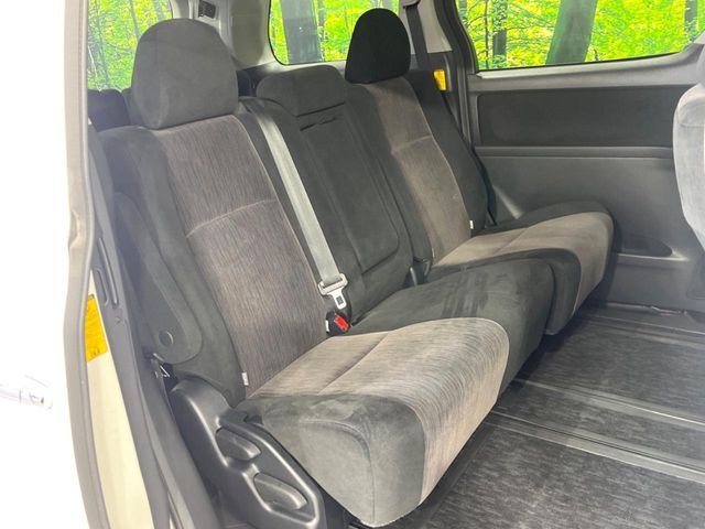 TOYOTA VELLFIRE 2013 Image 31