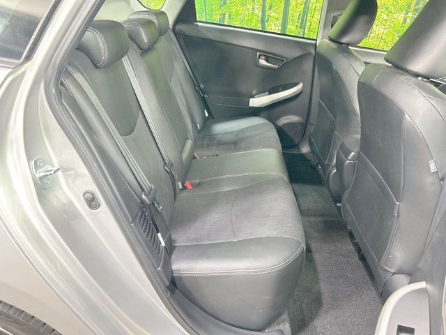 TOYOTA PRIUS 2012 Image 31