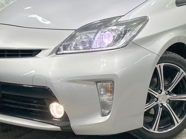 TOYOTA PRIUS 2012 Image 31