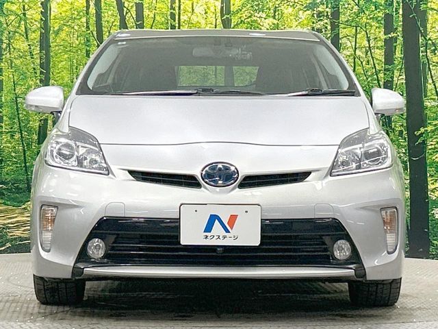 TOYOTA PRIUS 2012 Image 31