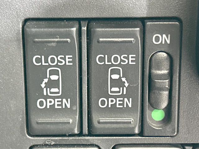 TOYOTA TANK 4WD 2019 Image 31