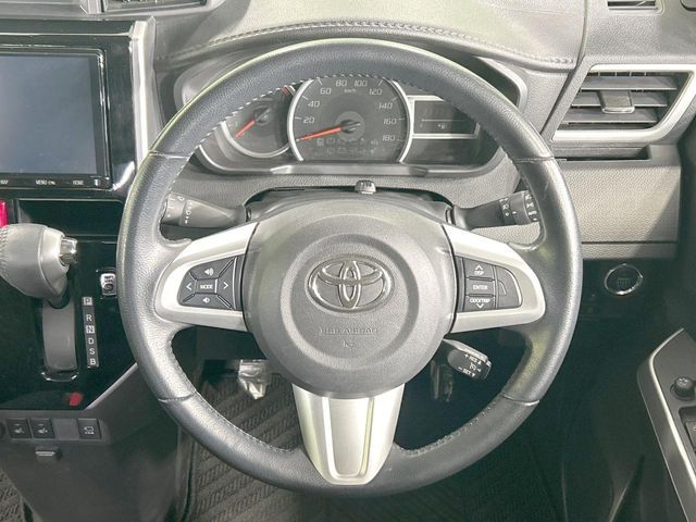 TOYOTA TANK 4WD 2019 Image 31