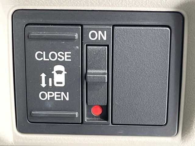 HONDA N BOX 2023 Image 31