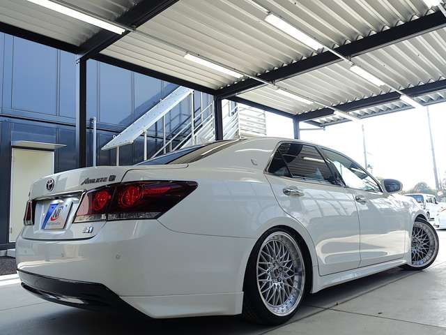 TOYOTA CROWN SEDAN HYBRID 2014 Image 31