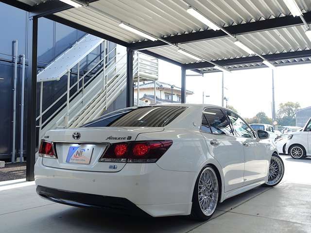 TOYOTA CROWN SEDAN HYBRID 2014 Image 31