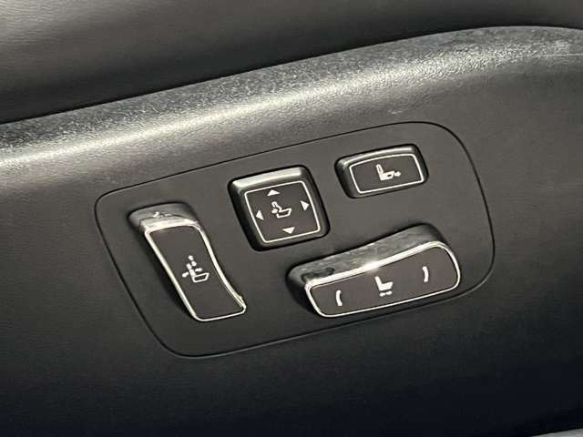 TOYOTA LEXUS LS460 2012 Image 31