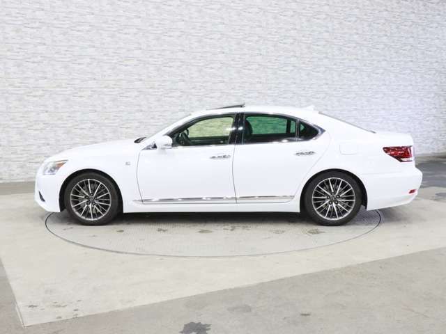 TOYOTA LEXUS LS460 2012 Image 31