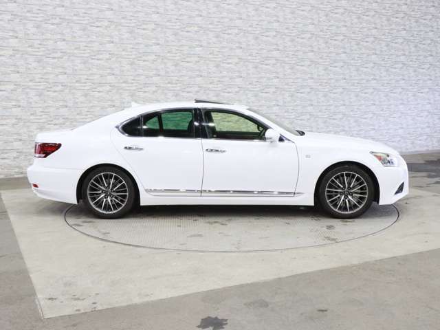 TOYOTA LEXUS LS460 2012 Image 31