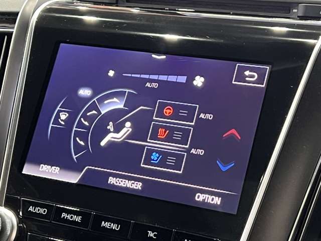 TOYOTA CROWN SEDAN HYBRID 2018 Image 31