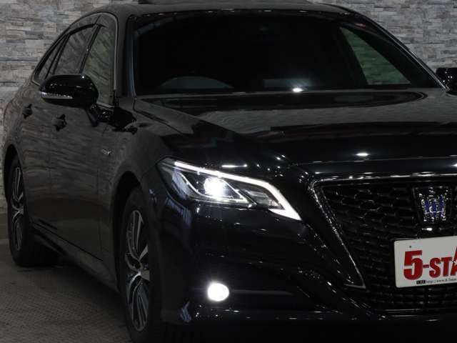 TOYOTA CROWN SEDAN HYBRID 2018 Image 31