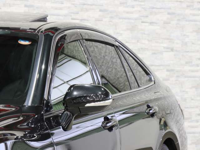 TOYOTA CROWN SEDAN HYBRID 2018 Image 31