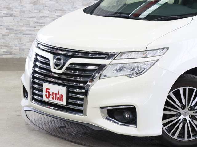 NISSAN ELGRAND 2018 Image 31