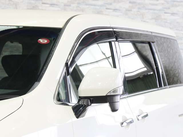 NISSAN ELGRAND 2018 Image 31