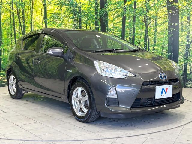 TOYOTA AQUA 2014 Image 31