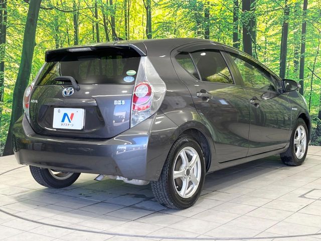 TOYOTA AQUA 2014 Image 31