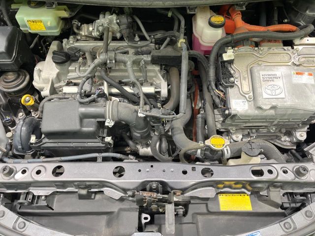 TOYOTA AQUA 2014 Image 31