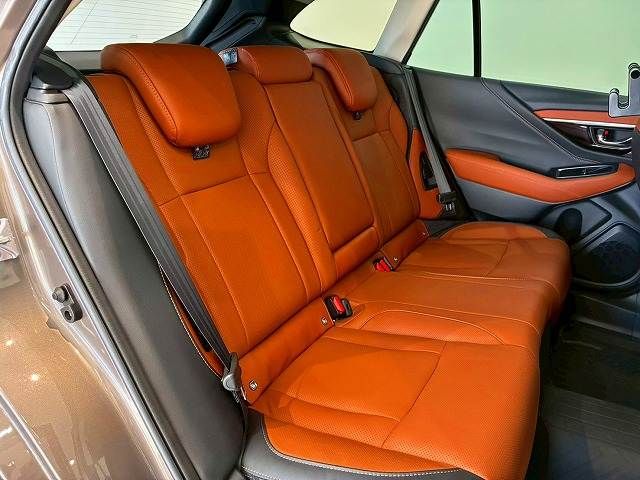 SUBARU LEGACY OUTBACK 2023 Image 31