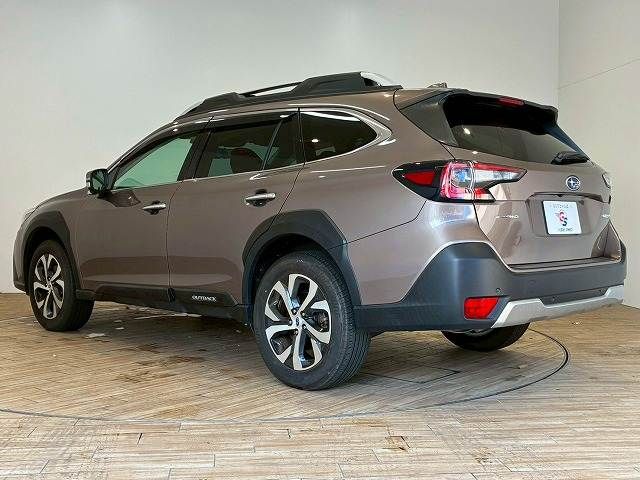 SUBARU LEGACY OUTBACK 2023 Image 31