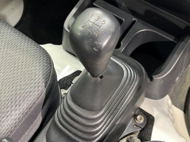 DAIHATSU HIJET TRUCK 4WD 2016 Image 31