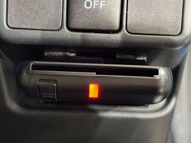 TOYOTA AQUA 2013 Image 31