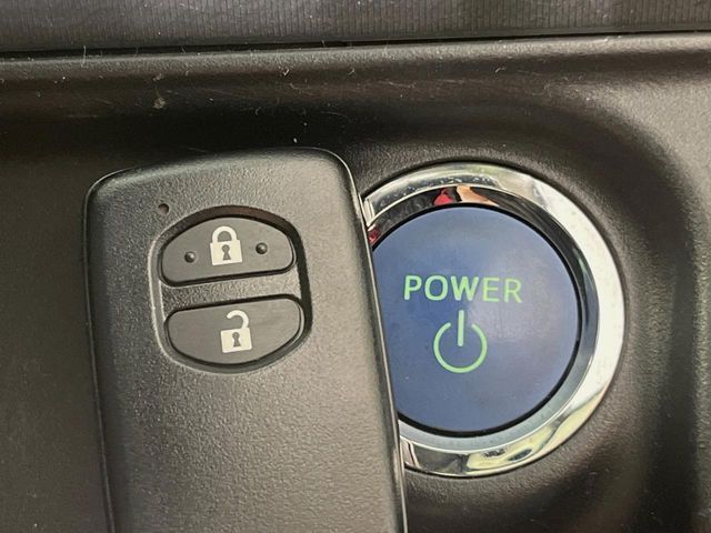 TOYOTA AQUA 2013 Image 31