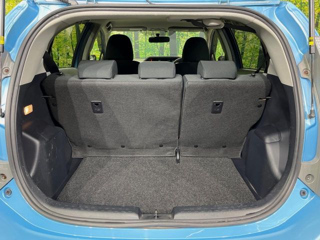 TOYOTA AQUA 2013 Image 31