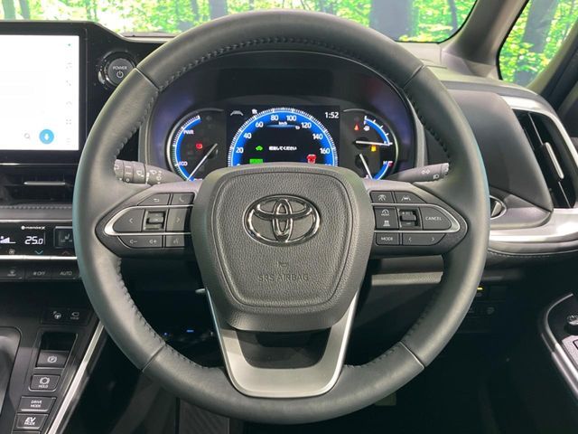 TOYOTA VOXY HYBRID 2025 Image 31