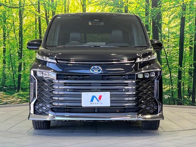 TOYOTA VOXY HYBRID 2025 Image 31