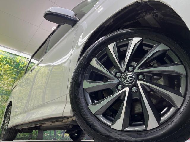 TOYOTA VOXY HYBRID 2024 Image 31