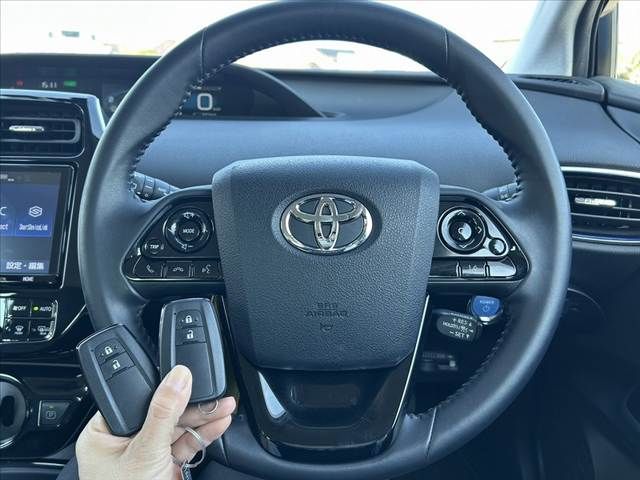 TOYOTA PRIUS 2019 Image 31